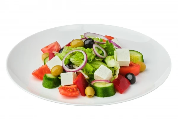Greek salad with tofu cheese