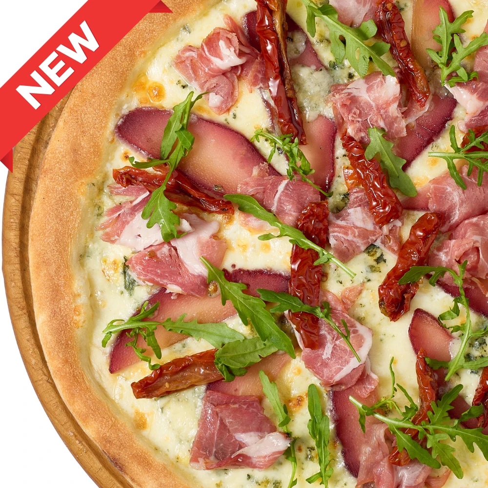 Pizza with prosciutto and sun-dried tomatoes