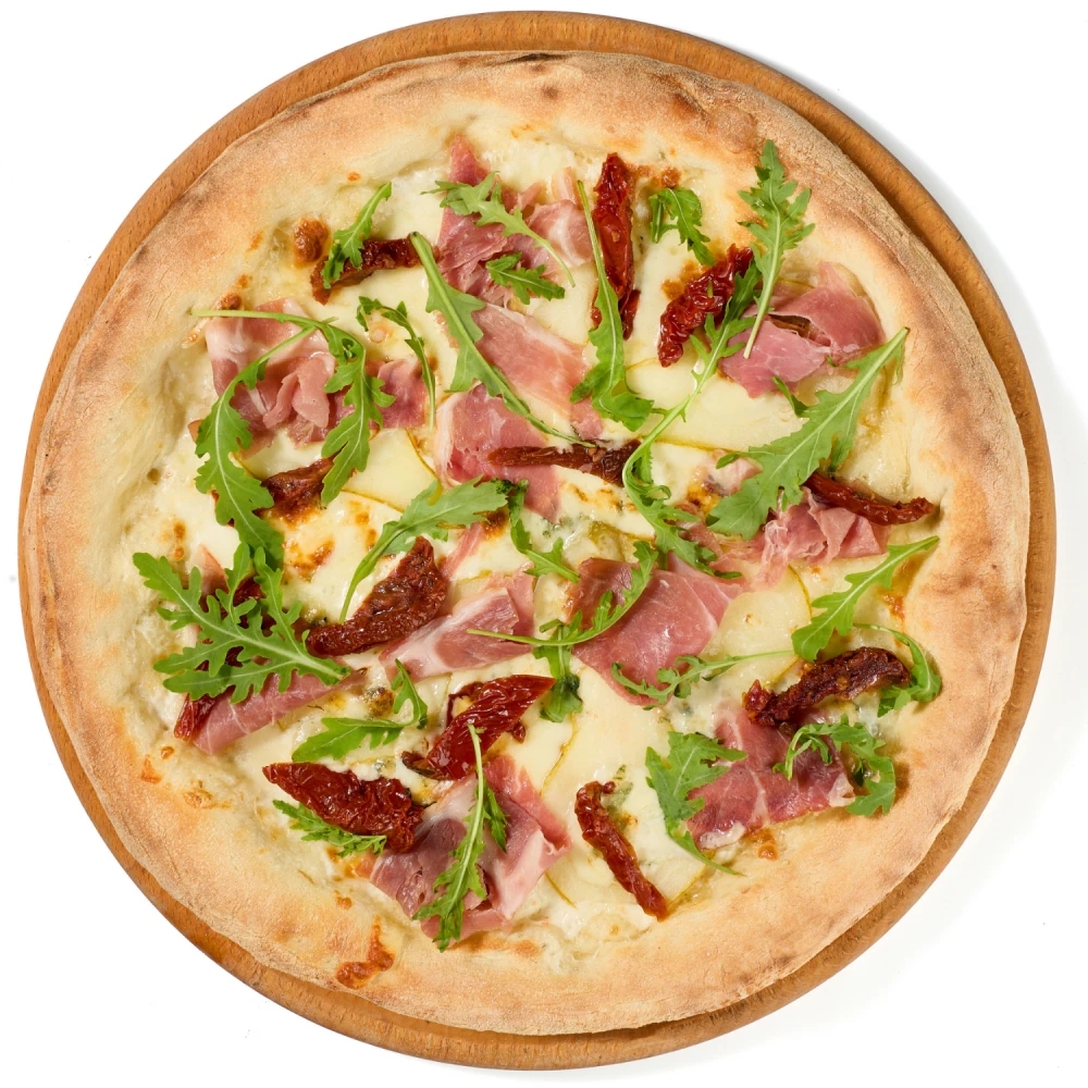 Pizza with prosciutto and sun-dried tomatoes