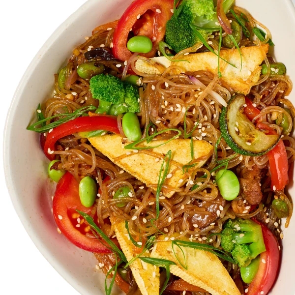 Transparent noodles with vegetables